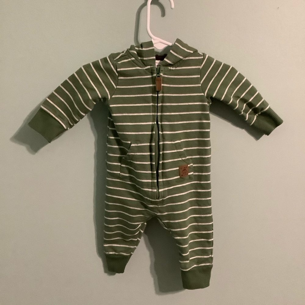 Dino hooded onsie with open feet